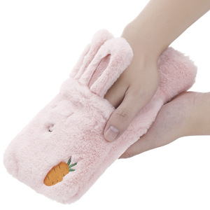 Bouteille d'eau chaude en peluche en forme de lapin avec housse en flanelle motif carotte, chauffe-mains pour la chaleur et l'isolation corporelle - Product Image 5