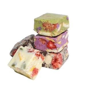 Crisps de Fresa Liofilizada en Forma de Copo de Nieve, Crisps de Nougat de Leche Horneados a Mano, Bajos en Azúcar, Snacks Más Vendidos, 500g a Granel - Product Image 4