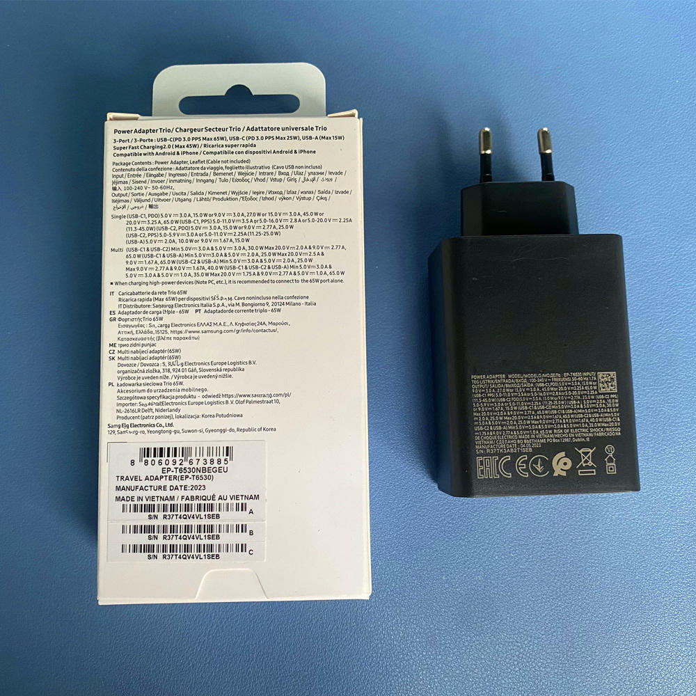 Chargeur britannique 65 W