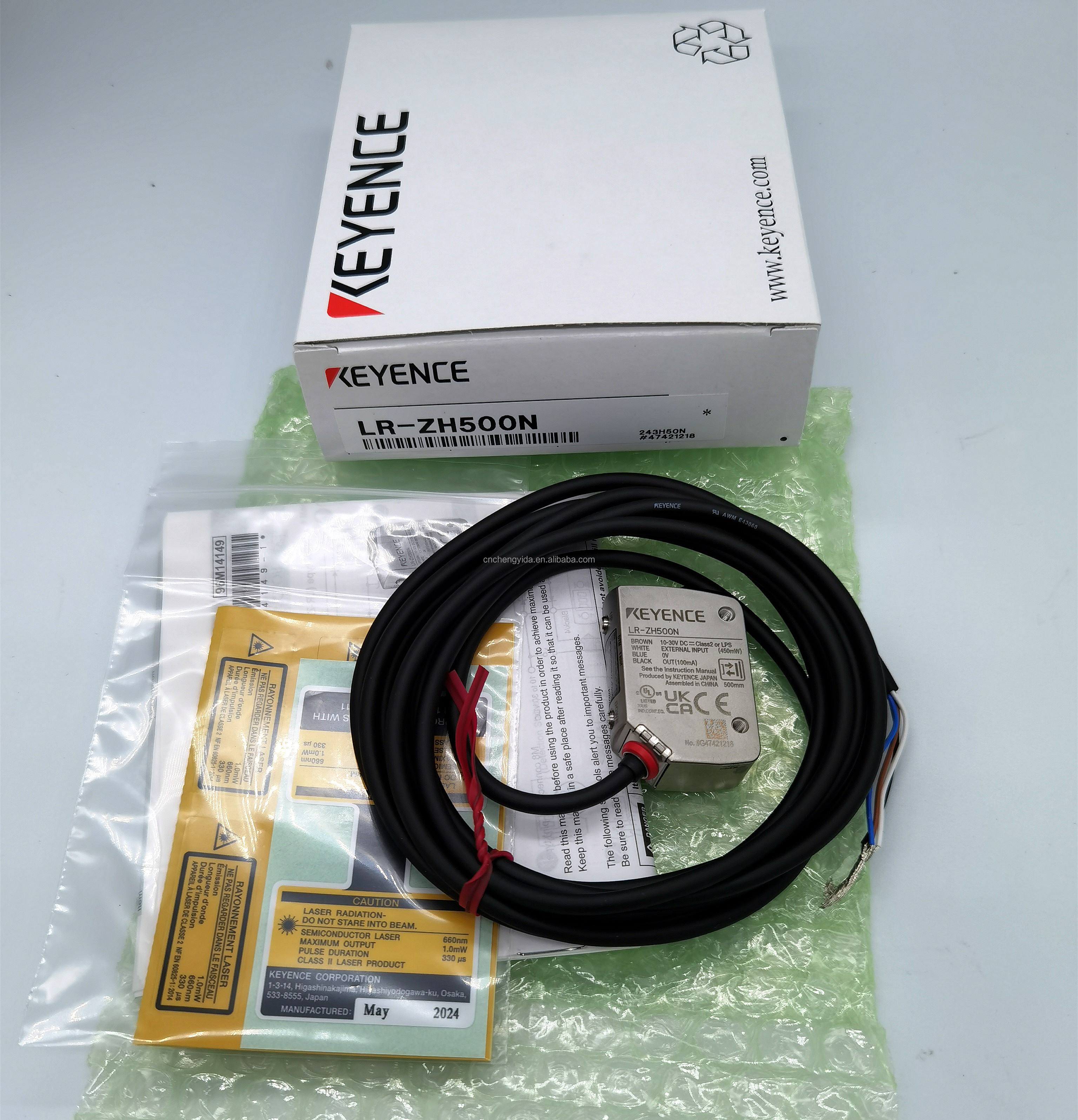 【新品未使用】キーエンスLR-ZH500N ☆ 新品 キーエンス KEYENCE アンプ内蔵 レーザーセンサ LR