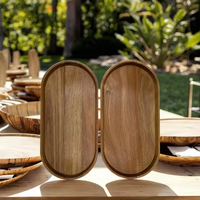 Vente en gros d'assiettes ovales en bois d'acacia massif avec logo personnalisé gravure polissage pour café service à thé occasions de fêtes pour hôtels