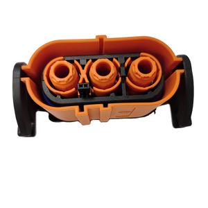 מחבר פיוזים מרובה פינים ישר מפלסטיק 200A HV 3 פינים HVC800 3 פולסים HVIL IP67 עמיד למים לרכב חשמלי - Product Image 1