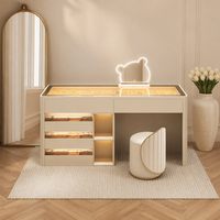 Coiffeuse de chambre en bois massif crème avec tabouret, plateau en verre avec éclairage LED, 3 tiroirs avant, étagères ouvertes, miroir LED intégré et ouverture pour les genoux