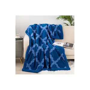 Super Soft Dyed Geometric Jacquard Solid Color Design 100 Polyester Plush Throw Blanket Plush Baby Sofa Blanket