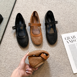 2025 été nouvelle mode tendance <span class=keywords><strong>France</strong></span> Mary Jane chaussures simples pour femmes creux filet <span class=keywords><strong>de</strong></span> pêche maille tissage doux plat ballerines - Product Image 2