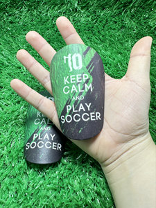 Mini Espinilleras de Fútbol Impermeables para Jóvenes con Logo Personalizado Equipo de Protección de Fútbol - Product Image 2