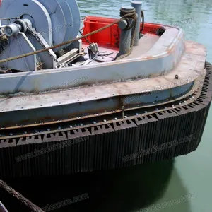 Florescence tug 배를 위한 바다 계류기구 배 W 또는 M 유형 고무 구조망