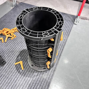 Stampi Prefabbricati in Plastica per Colonne e Pilastri Romani Quadrati in Cemento e Calcestruzzo per la Decorazione Esterna di Edifici in Vendita - Product Image 3