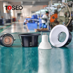 Focos <span class=keywords><strong>LED</strong></span> Inteligentes <span class=keywords><strong>MR16</strong></span> de Diseño Moderno al por Mayor, 5W 7W, Soporte para <span class=keywords><strong>Foco</strong></span> de Exterior, Marco de Lámpara GU10, Cuerpo de Aluminio para Almacenes - Product Image 1