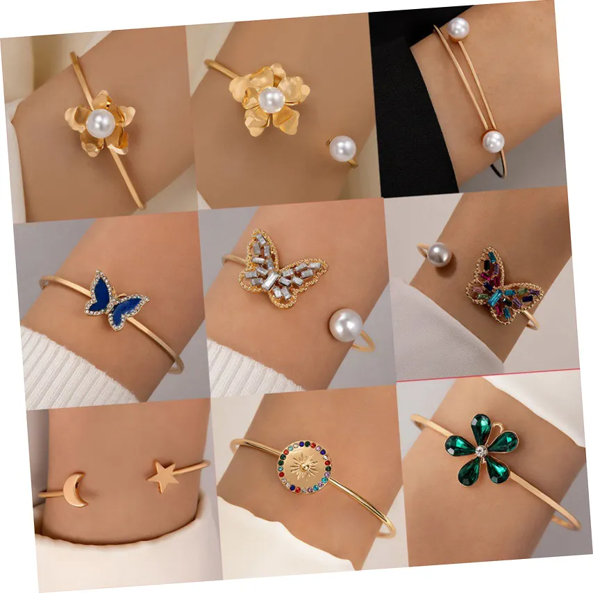 Pulseiras de ouro à prova d'água para mulheres, joia de pérolas em liga multicolorida, joia fashion feminina estilo 2024, estilos variados