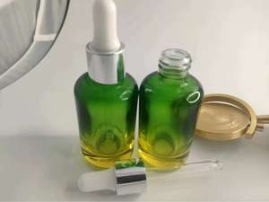 Flacon de luxe en verre vert dégradé avec bouchon à vis et bouton poussoir, fond épais, 30 ml, 4 oz, 100 ml, pour nettoyant visage et huiles essentielles - Product Image 5