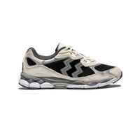 Chaussures de course avec semelle intermédiaire en TPR, lacets et empeigne respirante en tissu à bout fermé