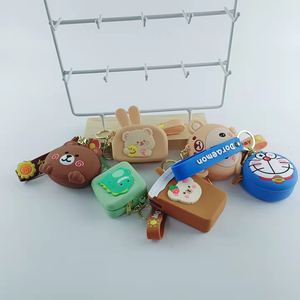Vente d'usine Mini porte-monnaie en silicone imperméable simple et mignon de style dessin animé - Product Image 4