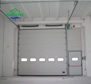 <span class=keywords><strong>Porte</strong></span> <span class=keywords><strong>de</strong></span> <span class=keywords><strong>garage</strong></span> <span class=keywords><strong>sectionnelle</strong></span> <span class=keywords><strong>motorisée</strong></span> et isolée pour entrepôt à vendre - Product Image 1