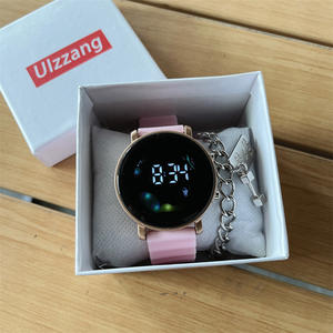 <span class=keywords><strong>Montre</strong></span> pour adolescents <span class=keywords><strong>Montre</strong></span> électronique de sport phosphorescente pour hommes Niveau d'apparence élevé ins Style preppy - Product Image 6