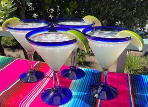 メキシコの手吹きコバルトブルーリムストロングモダンジャイアントマルガリータマティーニカクテルグラス、バー、レストラン用 - Product Image 3