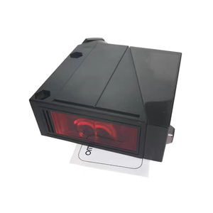 เซ็นเซอร์แบบลำแสงผ่าน E3JM-10M4T-G-NN พร้อมรีเลย์เอาต์พุตสำหรับการใช้งานในระบบสายพานลำเลียง - Product Image 4