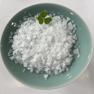 Kergé <span class=keywords><strong>sulfate</strong></span> <span class=keywords><strong>de</strong></span> bicarbonate <span class=keywords><strong>de</strong></span> <span class=keywords><strong>soude</strong></span> <span class=keywords><strong>de</strong></span> qualité industrielle et alimentaire dense 99.2% flocons <span class=keywords><strong>de</strong></span> qualité supérieure Shandong Chine pour diverses applications - Product Image 6
