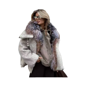 OUDINA Vente en gros de manteaux d'hiver pour femmes, en polyester/duvet de fourrure, courts, élégants, épais, décontractés, respirants, avec fermeture éclair - Product Image 4