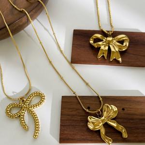 สร้อยคอจี้แฟชั่นยุโรปและอเมริกันสแตนเลสสร้อยคอจี้โบว์ทองสำหรับผู้หญิงของขวัญเครื่องประดับงานเลี้ยงริมทะเล - Product Image 4