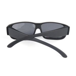 Chine Usine Personnalisée OEM Lunettes Hommes Anti Lumière Bleue <span class=keywords><strong>UV400</strong></span> Carré Lunettes De Soleil - Product Image 6