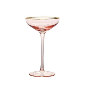 <span class=keywords><strong>Copa</strong></span> de <span class=keywords><strong>Gin</strong></span> <span class=keywords><strong>Rosa</strong></span> con Borde Dorado de 120 ml, <span class=keywords><strong>Copa</strong></span> de Cóctel de Cristal sin Plomo, <span class=keywords><strong>Copa</strong></span> de Vino - Product Image 1
