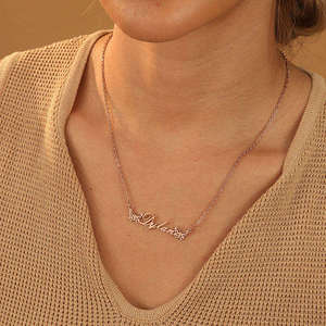 Popolare ciondolo a farfalla personalizzato in acciaio inossidabile con lettere di gioielli nome collana <span class=keywords><strong>per</strong></span> ragazza di moda - Product Image 3