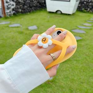 Creative 3d marguerite fleur pantoufles couverture mignon dessin animé tongs belle coque de téléphone en Silicone souple pour <span class=keywords><strong>Iphone</strong></span> 15 Pro Max 13 12 14 - Product Image 3