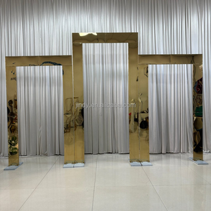 Arco Nuziale di Lusso in Oro, Struttura di <span class=keywords><strong>Sfondo</strong></span> in Acciaio Inossidabile <span class=keywords><strong>con</strong></span> <span class=keywords><strong>Fiori</strong></span> Artificiali per Decorazioni di Palchi Matrimoniali - Product Image 3