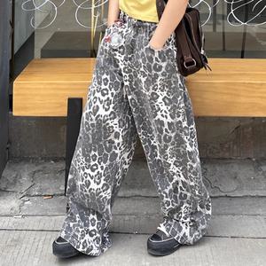 กางเกงขายส่งสไตล์สตรีททรงโอเวอร์ไซส์ เอวสูง ขากว้าง ลวดลายเสือดาว กางเกงลำลองทรงหลวมสำหรับผู้ชาย - Product Image 3