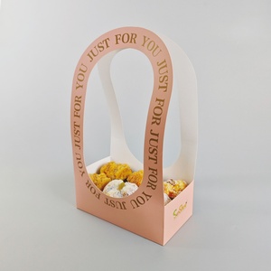 Sac en papier cartonné blanc de luxe avec logo personnalisé, emballage pour bouquet de fleurs, ruban pour bougies, impression offset, traitement de surface - Product Image 5