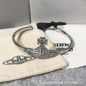 Brazalete de Latón con Diamantes Brillantes KiKa, Diseño de Saturno Grande, Elegante, Sencillo, de Alta Gama, que Realza la Belleza - Product Image 3