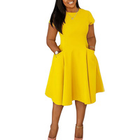Nouvelle Robe Décontractée Femme Été 2026 à Col Ras du Cou, Manches Courtes, Coupe Trapèze, Longueur Mi-Mollet, Taille Naturelle, Grande Taille, Coupe Ajustée, avec Poches et Logo Avant