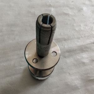 <span class=keywords><strong>Fixation</strong></span> <span class=keywords><strong>de</strong></span> garde-corps en verre <span class=keywords><strong>pour</strong></span> panneaux en verre ou goupilles à vis Noir <span class=keywords><strong>pour</strong></span> balustrade d'escalier <span class=keywords><strong>de</strong></span> balcon - Product Image 4