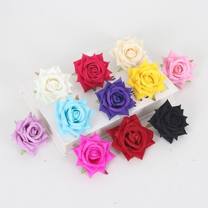 Cabeza <span class=keywords><strong>de</strong></span> flor artificial <span class=keywords><strong>de</strong></span> rosa <span class=keywords><strong>de</strong></span> <span class=keywords><strong>esquina</strong></span> <span class=keywords><strong>de</strong></span> terciopelo <span class=keywords><strong>de</strong></span> alta calidad hecha a mano para decoración del hogar, coche <span class=keywords><strong>de</strong></span> boda, decoración elegante del Día <span class=keywords><strong>de</strong></span> <span class=keywords><strong>la</strong></span> madre <span class=keywords><strong>de</strong></span> Año Nuevo - Product Image 3