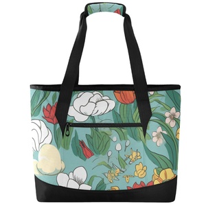 Wholesale Custom Hawaiian Flowers Thermal Lunch Box Puakenikeni Lei Oxford Material Cooler Lunch Bag Shoulder - Product Image 2