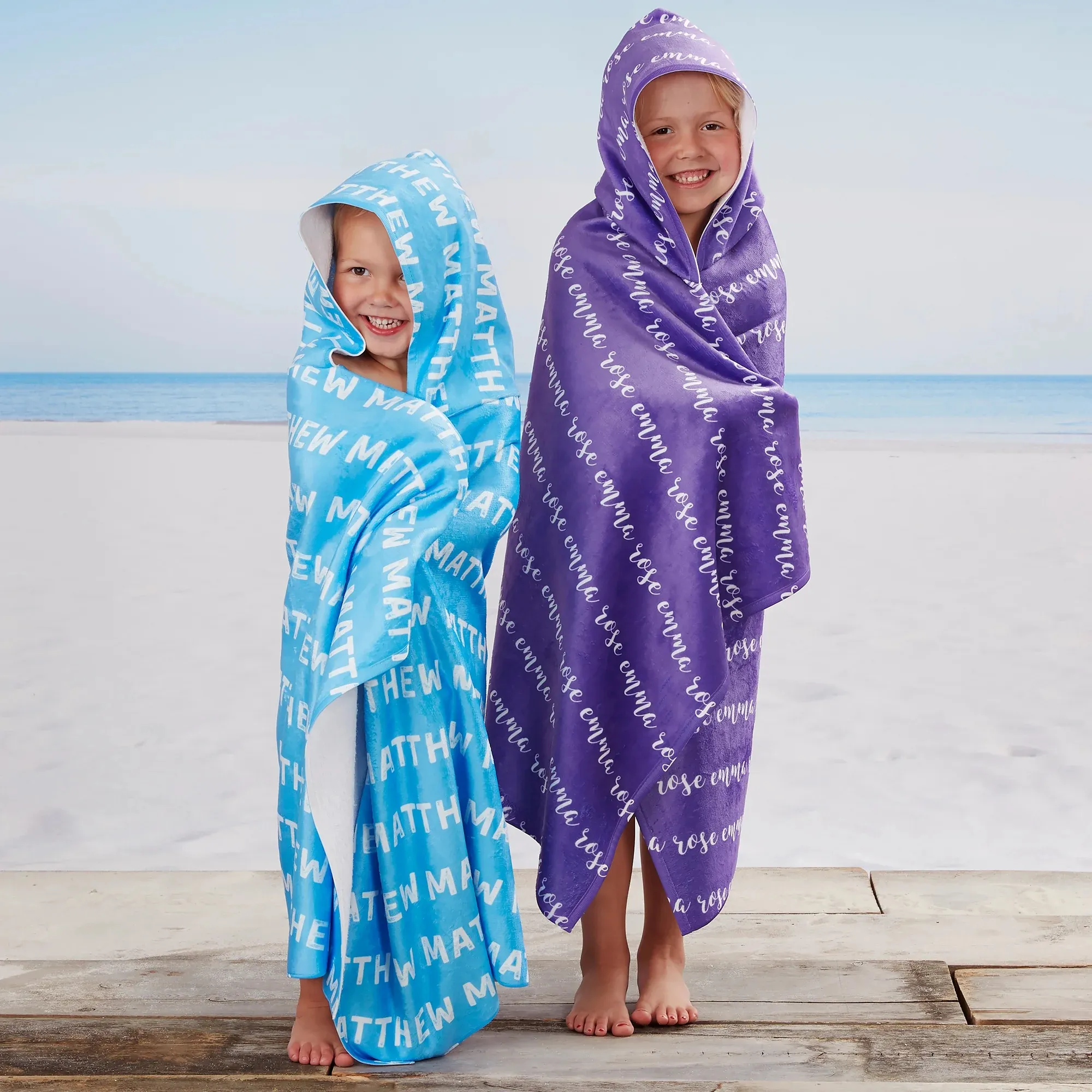 Aangepaste Speelse Naam Gepersonaliseerde Baby Strandlaken Vakantie Cadeau Zwembad Badhanddoek Met Capuchon Voor Kinderen En Volwassenen