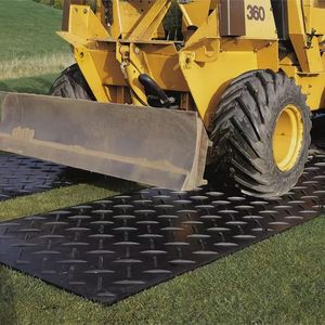 Plaques en plastique HDPE <span class=keywords><strong>de</strong></span> 8 mm, imperméables, pour la protection au sol, les pistes d'atterrissage d'hélicoptères, l'accès des fauteuils roulants et des plages - Vente en gros usine - Product Image 3