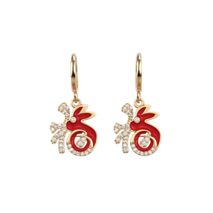 Pendientes con caracteres chinos rellenos de oro con diamantes redondos de talla brillante engastados en bisel para mujer, joyería de regalo de estilo clásico - Product Image 1
