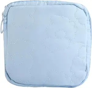 Cloud simple sanitary napkin storage bag cute portable storage bag simple makeup bag