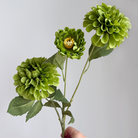 Fleur artificielle réaliste en soie Dahlia à 3 têtes de haute qualité, arrangement floral de chrysanthèmes rouges faits à la main, vente en gros