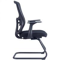 Chaise de bureau ergonomique noire en maille avec base à patins |   Chaise de conférence rembourrée avec accoudoirs pour la réception et les salles de réunion