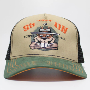 Casquette en suède personnalisée en gros - Casquette trucker vintage avec patch animal, casquette snapback en maille cordonnée, logo personnalisable en usine - Product Image 2