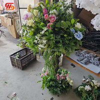 Décoration d'événements de mariage style forêt SMOOTH, centre de table artificiel en herbe verte et fleurs
