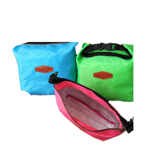 Sac isotherme mini-pique-nique en aluminium avec impression de logo personnalisé, sac isolant pour aliments - Product Image 5