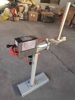 Machine de scellage pneumatique semi-automatique à froid pour cartons et emballages en bois, utilisée dans les industries du poisson vivant et des produits chimiques