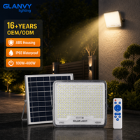 Projecteur solaire avec télécommande, lampe de sécurité LED extérieure étanche IP65, capteur crépusculaire, 300W 400W