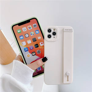 <span class=keywords><strong>Coque</strong></span> de téléphone portable Anti-chute de couleur pure étui de bracelet souple pour <span class=keywords><strong>Apple</strong></span> pour <span class=keywords><strong>iPhone</strong></span> 13/12 Pro <span class=keywords><strong>Max</strong></span> 11 <span class=keywords><strong>XS</strong></span>/XR/Couple 8Plus - Product Image 3