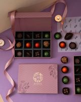 Boîte d'emballage en papier kraft de luxe pour truffes au chocolat de qualité alimentaire, boîte cadeau haut de gamme pour solutions d'emballage de desserts