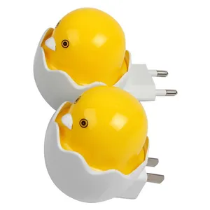 AC110-220V Mini dessin animé jaune canard LED veilleuse aux États-Unis EU prise lumière décor bébé chambre LED capteur de contrôle veilleuse